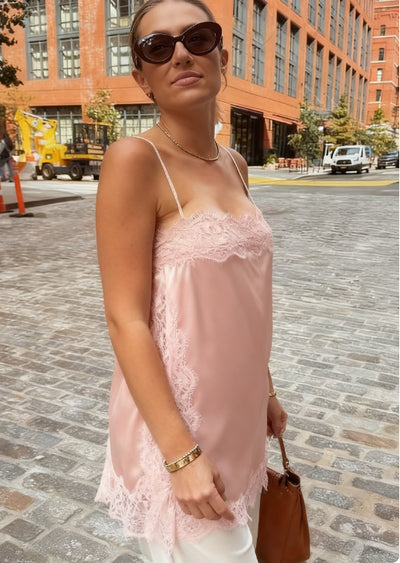 Top Strappy Sexy con Encaje - Estilo Chic y Sofisticado - Image 16