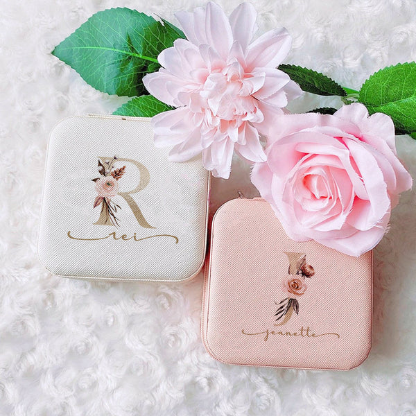 Caja de Joyas de Cuero PU con Nombre Personalizado y Diseño Floral - Regalo Perfecto para San Valentín