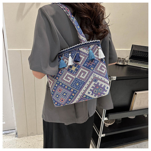 Bolsa Versátil para Viajes - Estilo Minimalista y Funcional para Mujer - Image 3