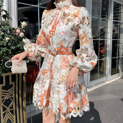 Vestido Floral Hueco con Cuello Parado - Image 8