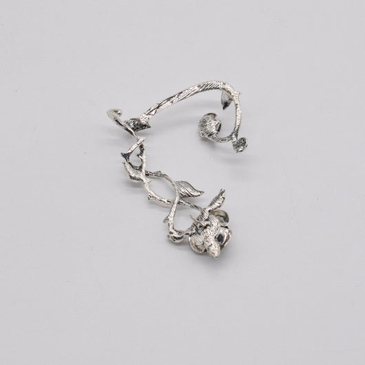 Aretes de Rosa Metalizada con Diseño Envuelto - Image 4