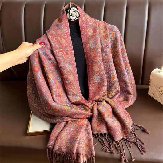 Chal de Lujo Ligero con Jacquard y Borlas de Cachemira - Image 4