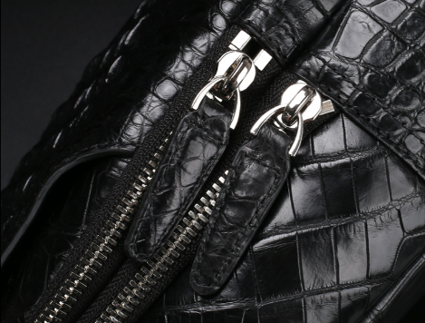 Bolsa de Pecho de Cuero para Hombre - Bandolera Casual - Image 14
