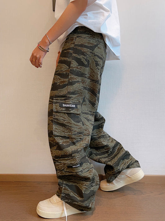 Pantalones Overol Camouflage con Bolsillos Hombre Corte Recto - Image 4
