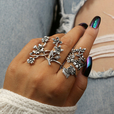 Anillo de Hojas y Flores de Viña Silvestre - Image 2
