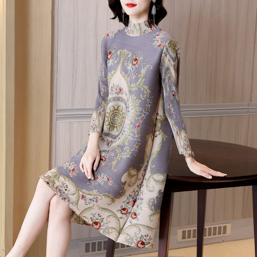 Vestido Drapeado de Alta Costura con Estampado Francés - Image 15