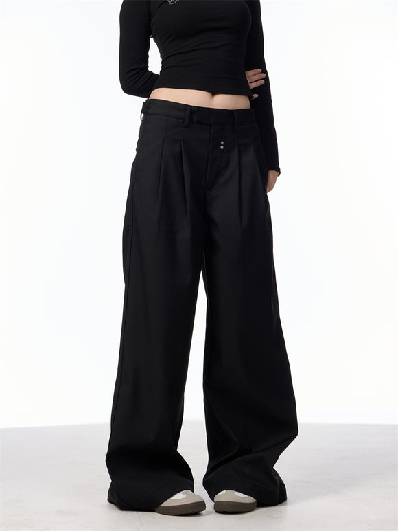 Pantalón Casual Holgado con Pliegues Dobles y Remaches