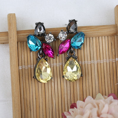 Aretes de Acero Quirúrgico con Cristales - Diseño Minimalista Elegante