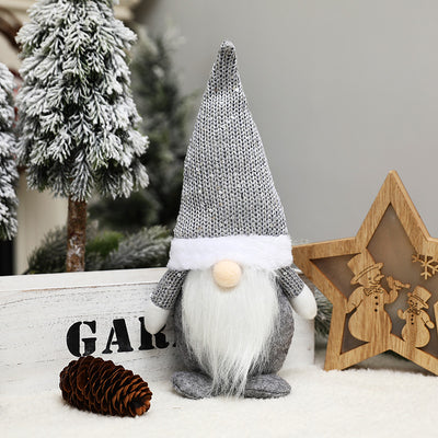 Adorno Navideño Muñeca Anciano Bosque con Gorro Tejido de Copo de Nieve - Image 12