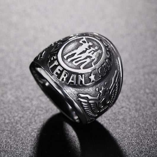 Anillo de Acero Titanio Personalizado para Hombre - Image 11
