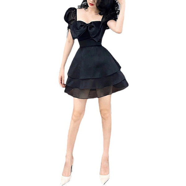 Vestido Negro Elegante con Escote Cuadrado y Falda de Organza con Lazo - Image 4