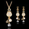 Conjunto de Collar y Aretes de Perla Chapado en Oro 18K