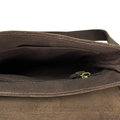 Mochila Crossbody de Cuero Crazy Horse para Hombre - Bolsa iPad Minimalista - Image 4