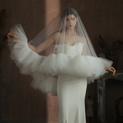Velo Nupcial Voluminoso de Doble Capa - Blanco Elegante para Sesiones Fotográficas - Image 2