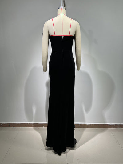Vestido Elegante con Brillantes y Abertura Alta - Image 13