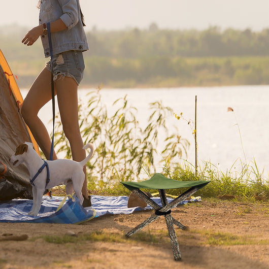 Taburete Triangular Portátil para Camping y Senderismo - Image 13