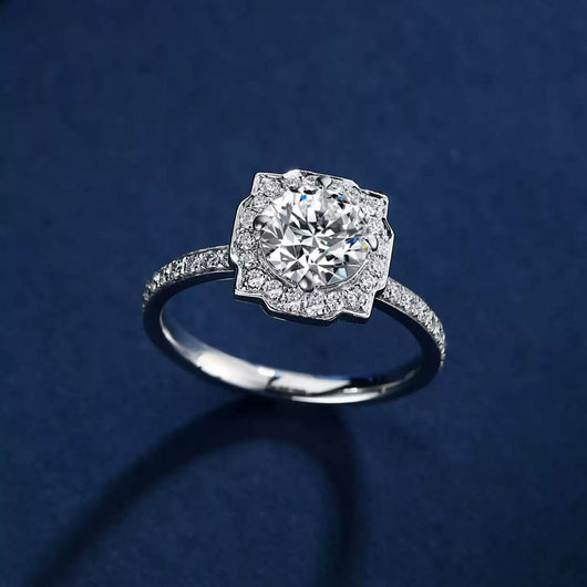 Anillo de Compromiso Clásico con Diamante de 1 Quilate Completamente Engastado - Image 2