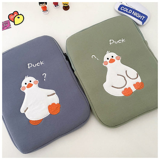 Funda para Tablet con Bordado de Pato Kawaii - Diseño Exclusivo - Image 4