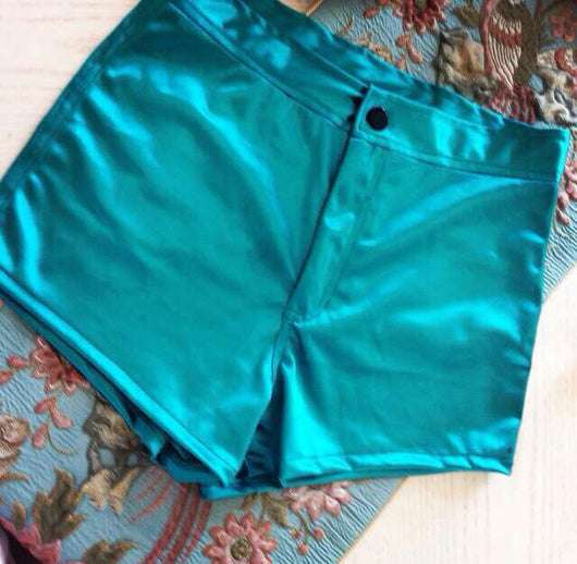 Shorts Retro de Cintura Alta con Bolsa Lateral para Cantantes - Image 31