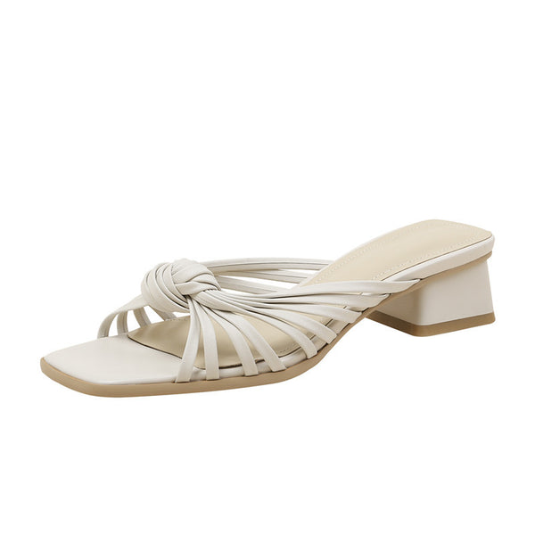 Sandalias Vintage Francesas con Corte Cuadrado y Abertura en la Punta