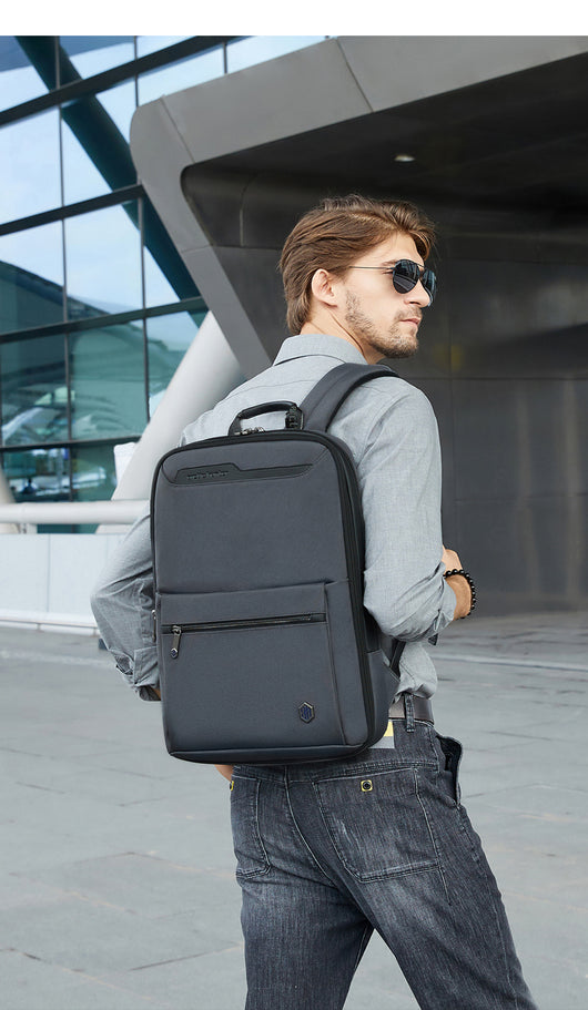 Mochila Ejecutiva Expandible para Viajes de Negocios - Image 9