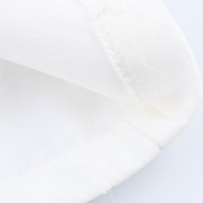 Abrigo de Mujer con Textura de Borlas Elegante - Image 3
