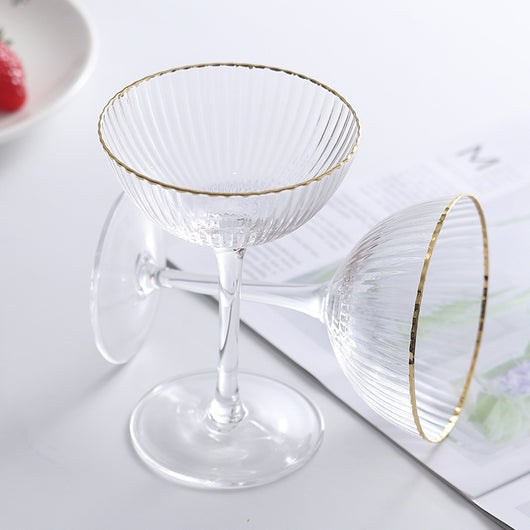 Vaso Elegante para Helado con Borde Dorado y Rayas de Cristal - Image 3