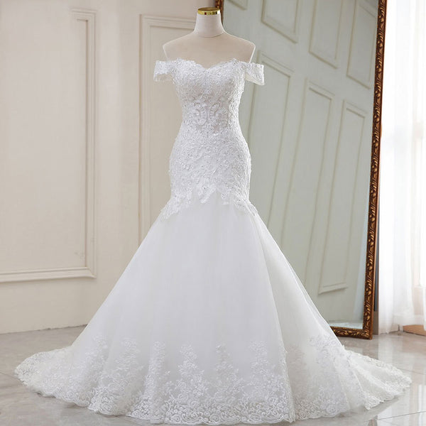 Vestido de Novia Blanco Elegante con Encaje, Cuello en V y Cola Larga