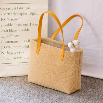 Bolsa Tejida Artesanal Hecha a Mano con Materiales Creativos - Image 4