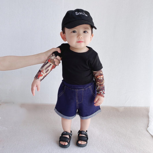 Playera de Manga Larga para Niño con Tatuaje Floral en Brazo - Image 11
