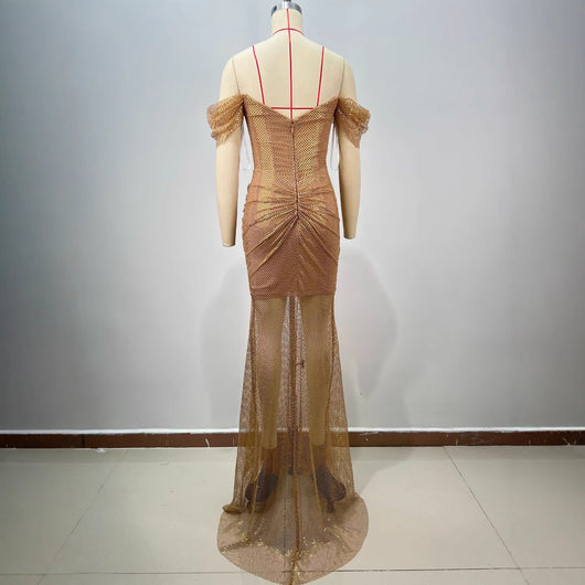 Vestido Largo Dorado Elegante Escote Descubierto Espalda Abierta Ajustado - Image 4