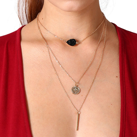 Collar Étnico Retro Multicapa para Traje - Image 9