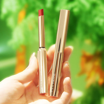Labial Velvet Mate Hidratante Tubo Dorado - Cobertura Sedosa - Image 7