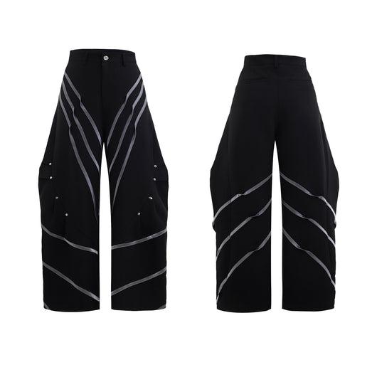 Pantalón Plisado con Detalles Metálicos y Remaches - Image 3