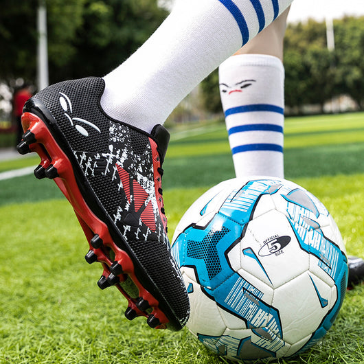 Botines de Fútbol Profesionales Antideslizantes con Tecnología Antidesgaste - Image 18