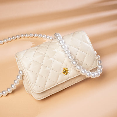 Bolso de Cadena Diamante Estilo Perfume en Cuero Pequeño - Image 5