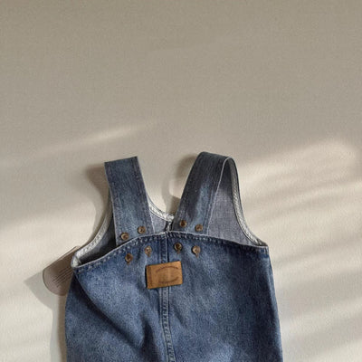 Pantalón Tipo Overol Denim Azul con Tirantes para Niños y Niñas - Image 6