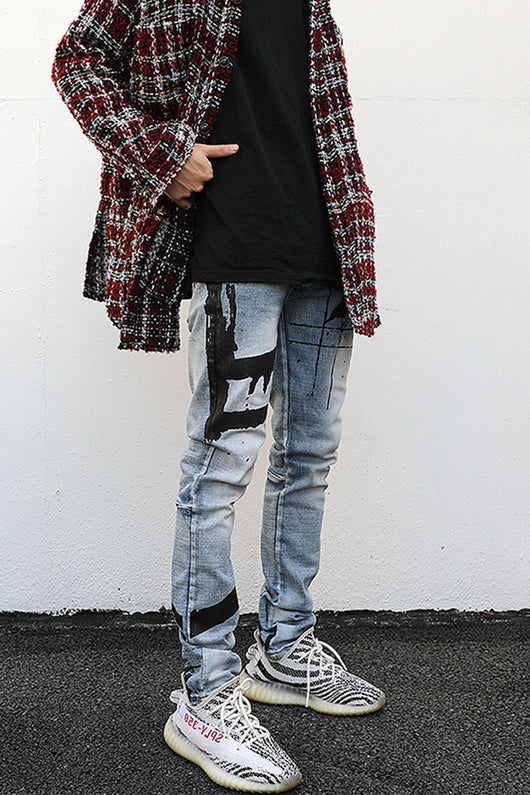 Jeans Slim Fit con Estampado Graffiti, Diseño Desgastado y Ajuste Entallado - Image 4
