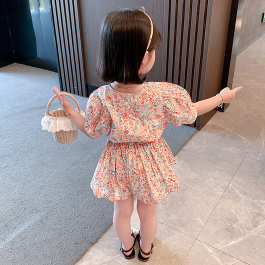 Conjunto Dos Piezas Estilo Coreano: Blusa Floral Manga Corta y Short Holgado - Image 5
