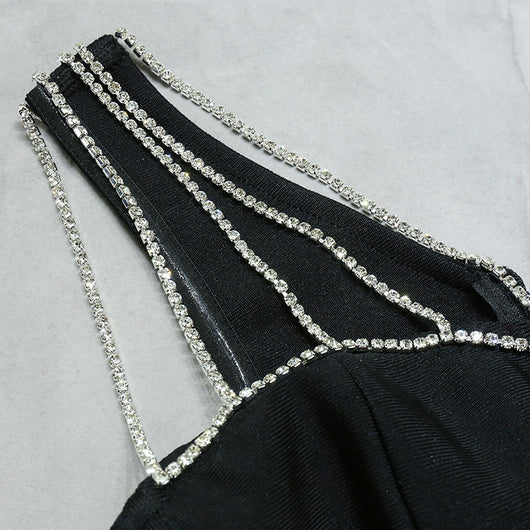 Vestido Elegante Asimétrico con Detalles de Diamantes - Image 14