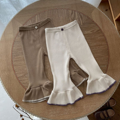 Conjunto de Dos Piezas Cardigan Tejido y Pantalón Acampanado para Bebé - Image 15