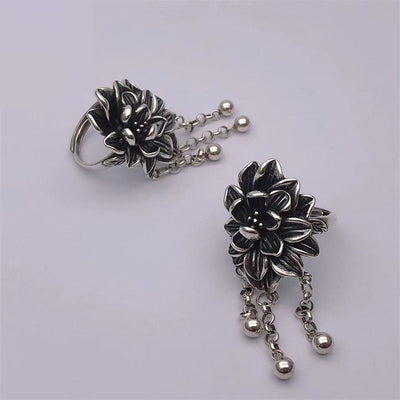Anillo Floral Retro Tridimensional con Borla - Image 2