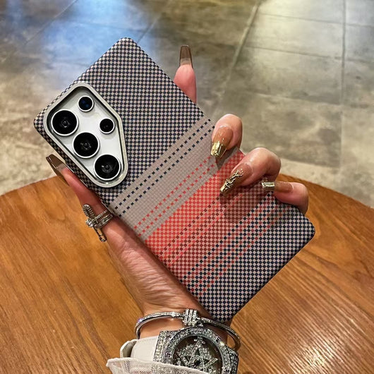 Funda Protectora Magnética de Fibra de Carbono y Kevlar con Absorción de Impactos - Image 19