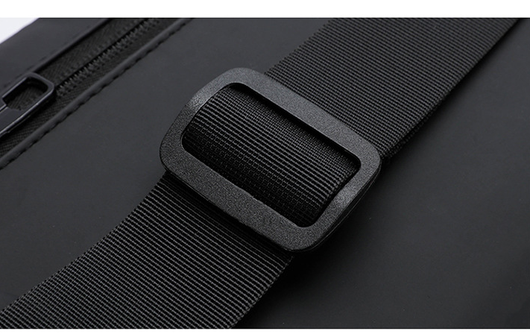 Bolsa de Ocio para Hombre con Cierre de Seguridad y Gran Capacidad - Image 12