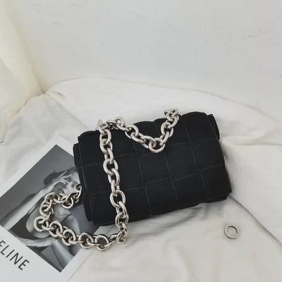Bolsa Tejida Cuadrada con Cadena Metálica - Image 8