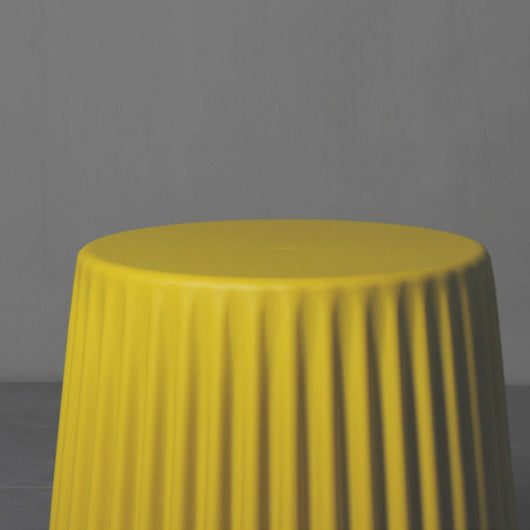 Taburete Multiusos con Almacenamiento - Mesa Auxiliar de Plástico Resistente - Image 6