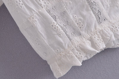 Blusa con Encaje Bordado, Moño y Mangas Abullonadas - Image 7