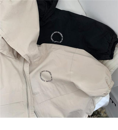 Chaqueta Impermeable Letras Infantil Unisex - Image 14