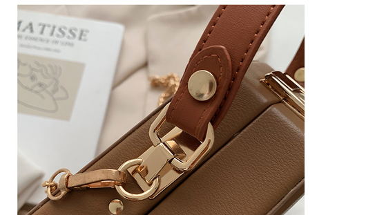 Bolso Triangular Personalizado Estilo Coreano para Mujer - Image 12