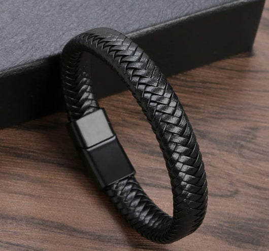 Pulsera de Cuero Vintage para Hombre con Cierre Magnético - Image 13